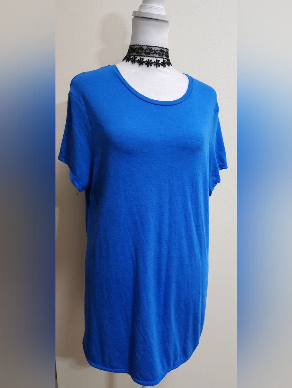 Athletic Works Women's Short Sleeve Crew Tunic Tee in Bright Royal Blue XL 16/18